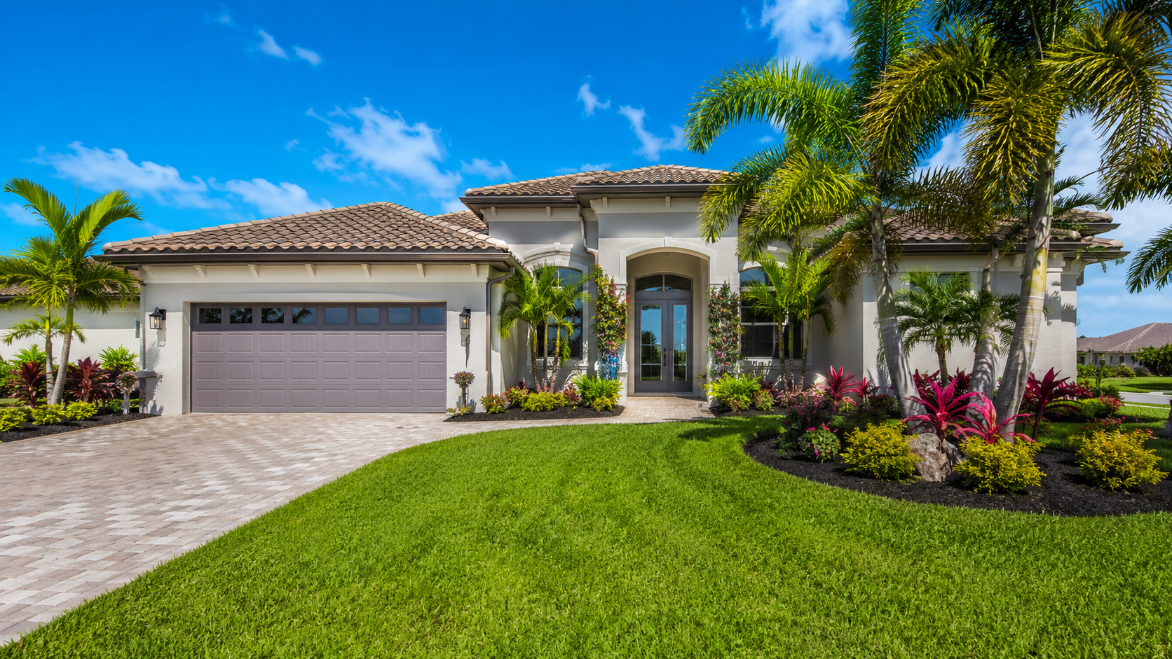Cape Coral FL home with a beautiful lawn